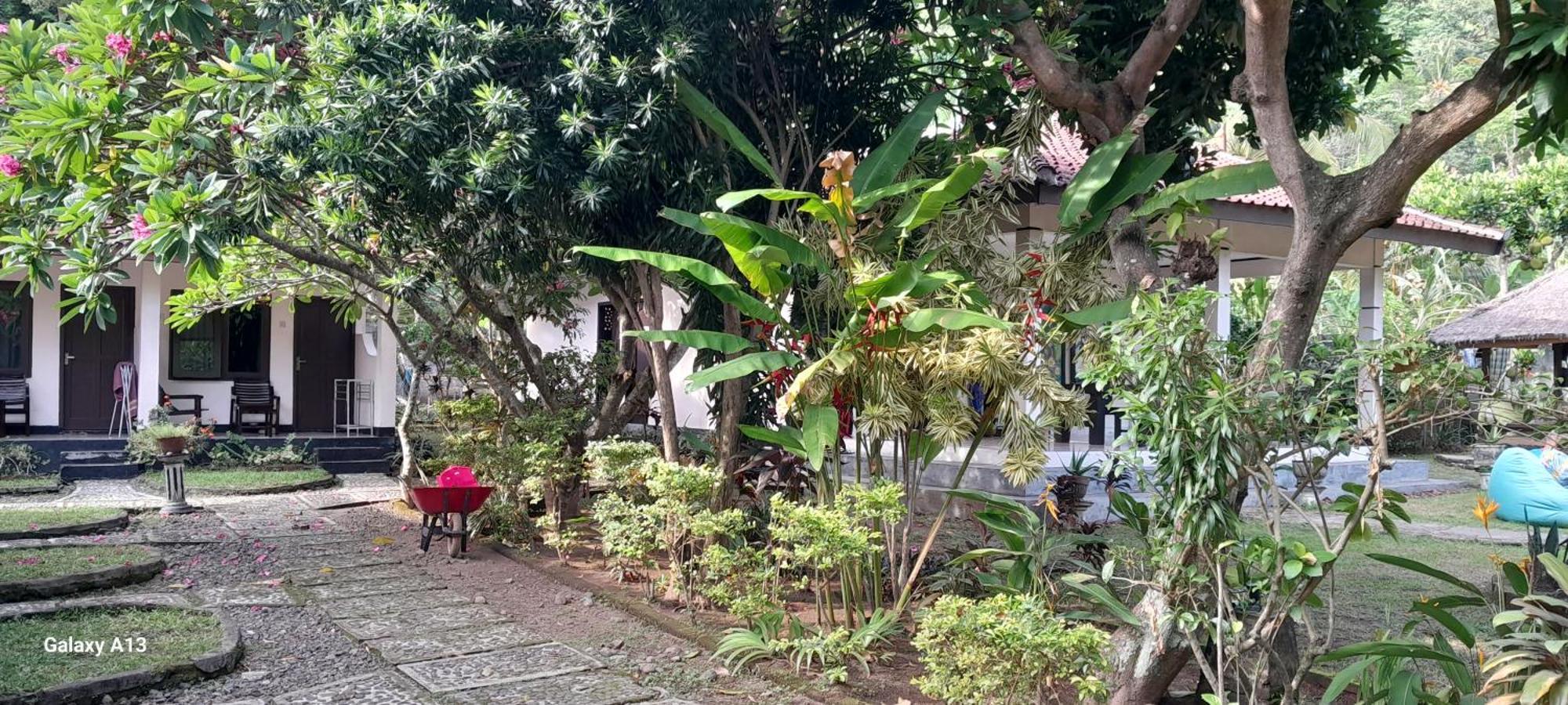 Indah Homestay And Cooking Classes Senggigi Buitenkant foto