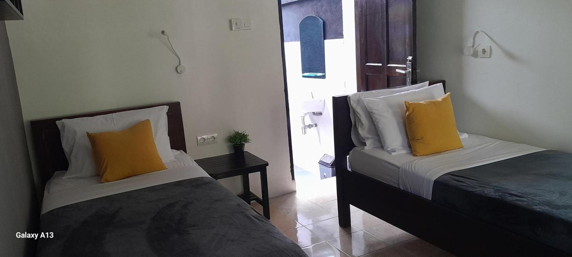 Indah Homestay And Cooking Classes Senggigi Buitenkant foto